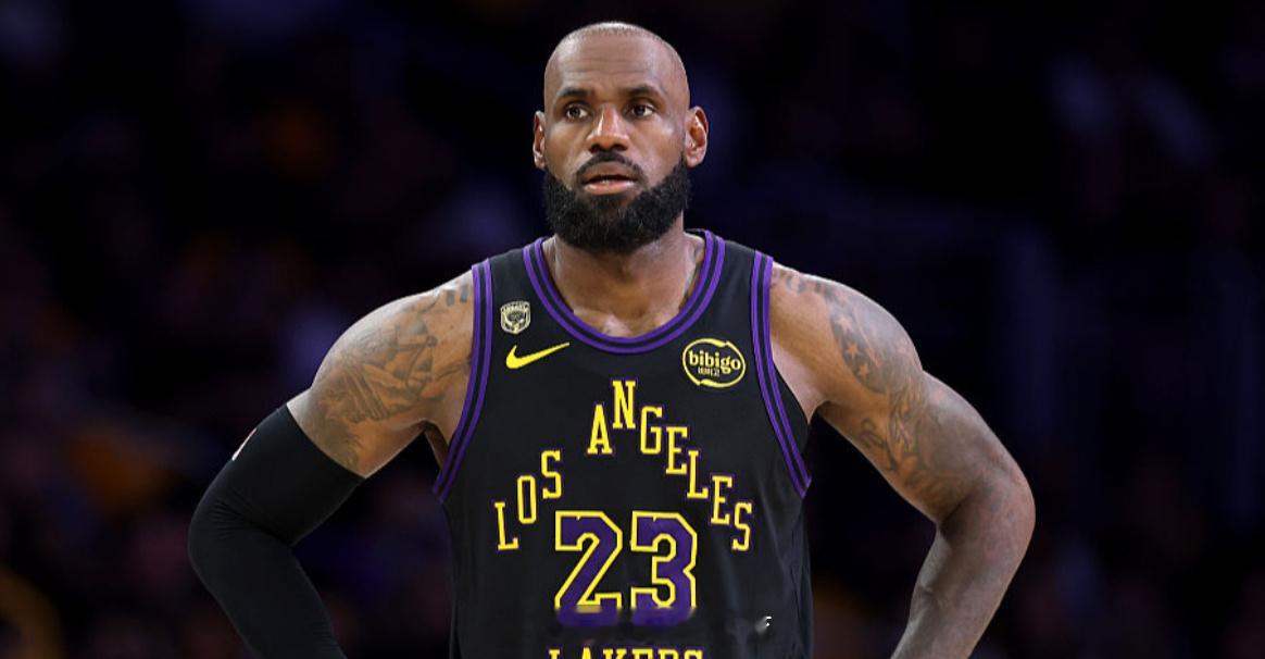 詹姆斯走了。但这次，真不是钱的问题。  据ESPN报道，消息源直指湖人...