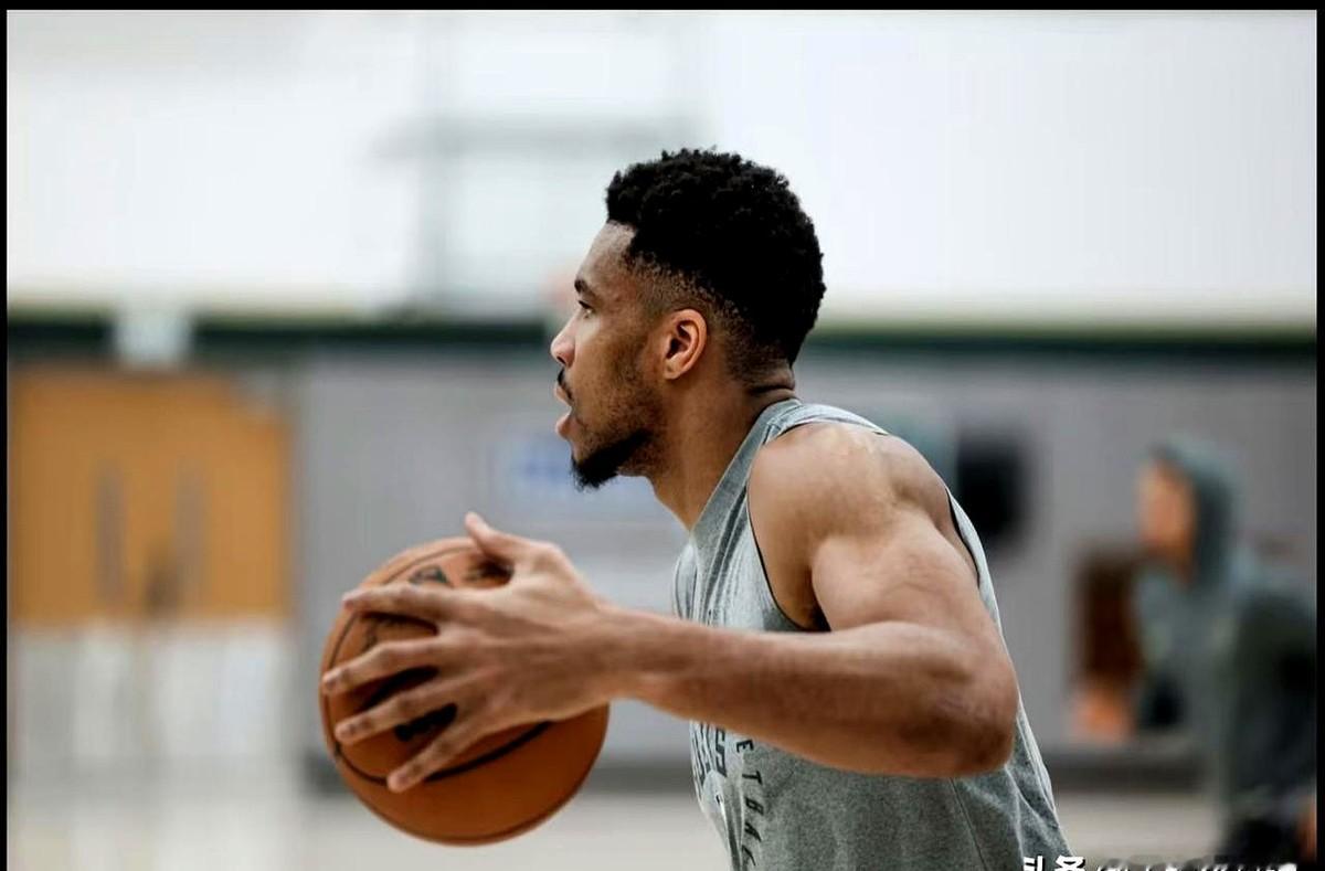 字母哥想打，雄鹿队却想让他报销！  雄鹿十年首次无缘季后赛，惨败马刺后...