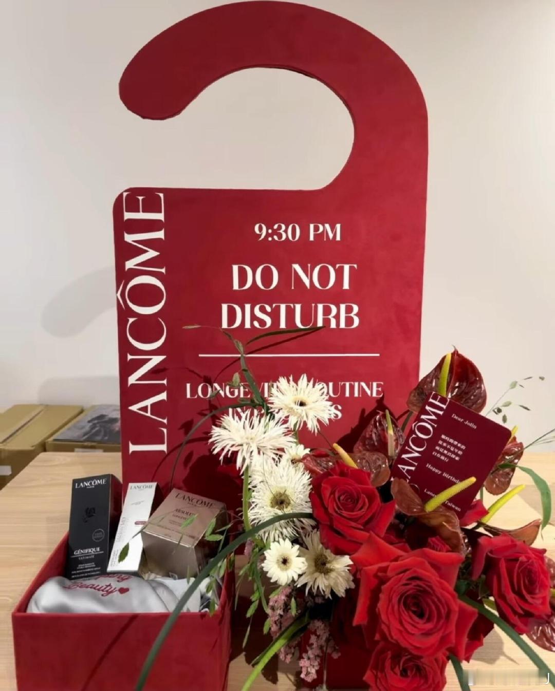 蔡依林ig更新兰蔻的生日大礼包🎁

Thank you Lancôme ​