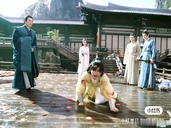 #大男主剧扑的原因#主要是有些大男主爱抢配角高光和自嬷，生怕女主、男配女配抢风头。 ​