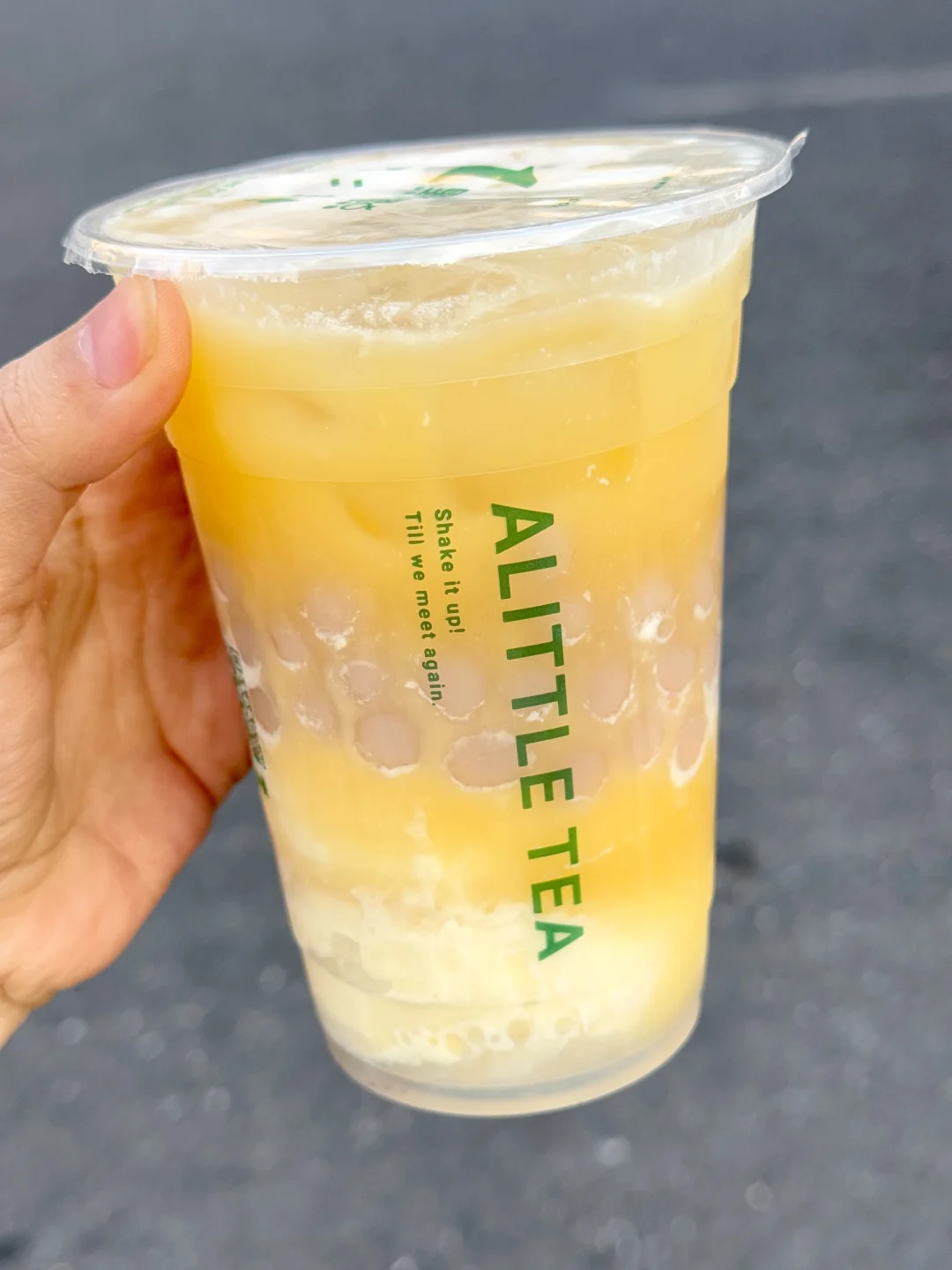 我很少用震撼形容一杯奶茶。。