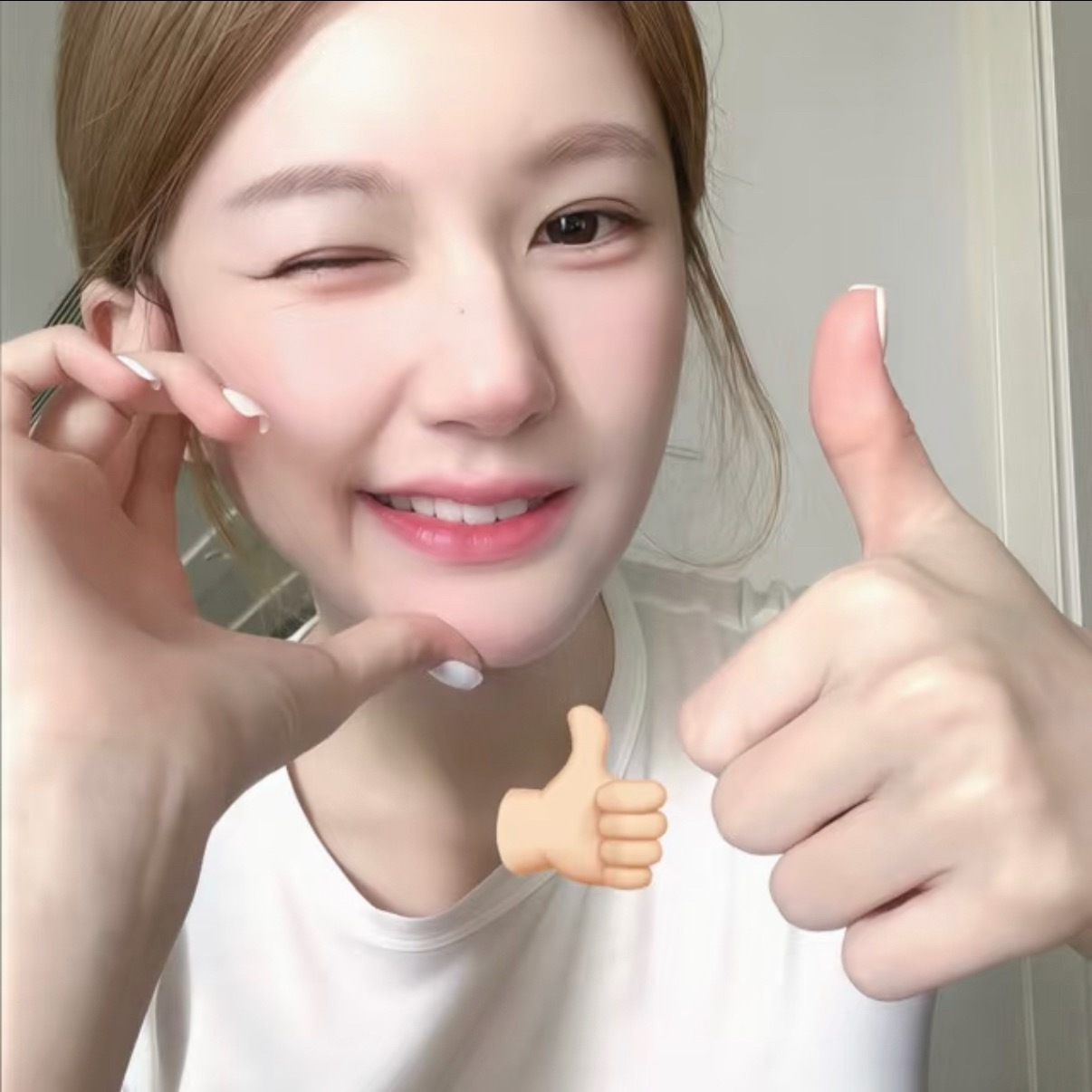 [超话]👍🏻  赞 ​​​