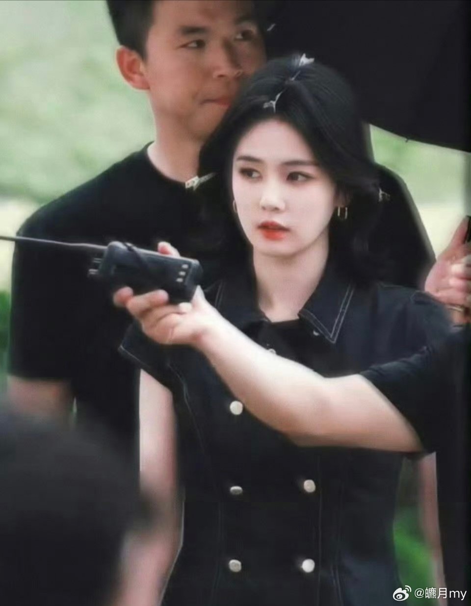 #白鹿[超话]##白鹿开到荼蘼错位图# 好飒呀鹿鹿 ​