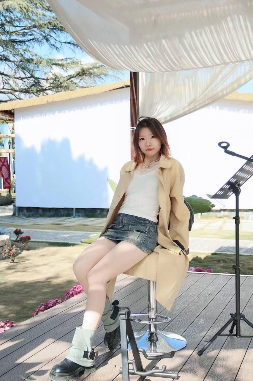 <p>辣妹穿搭 我又心动了 女大学生 甜系女孩 美女 <!--{img...