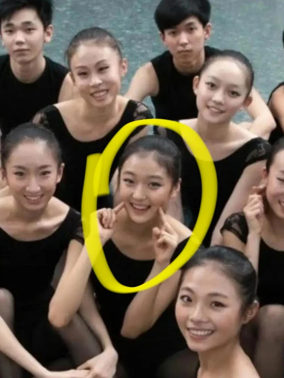 难怪身材好！原来是舞蹈生