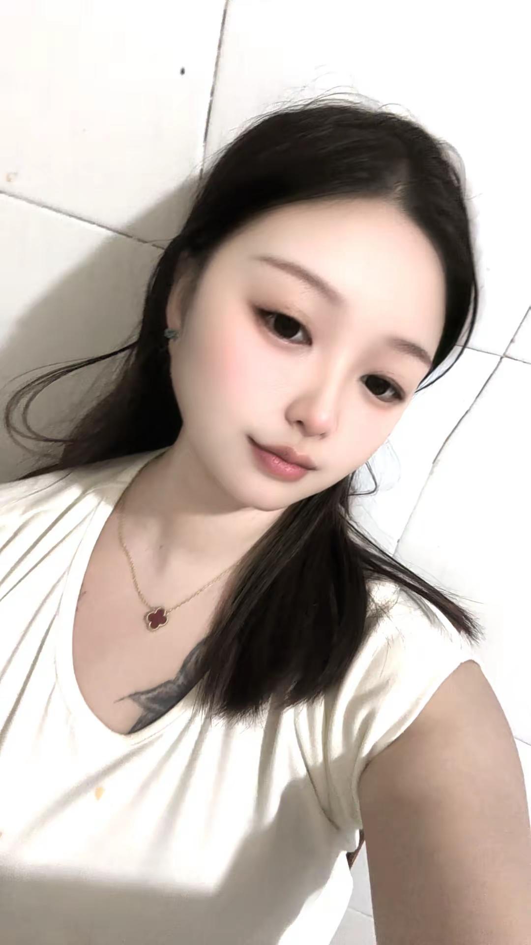 是旧歌好听还是回忆加了分！  在回忆中死去