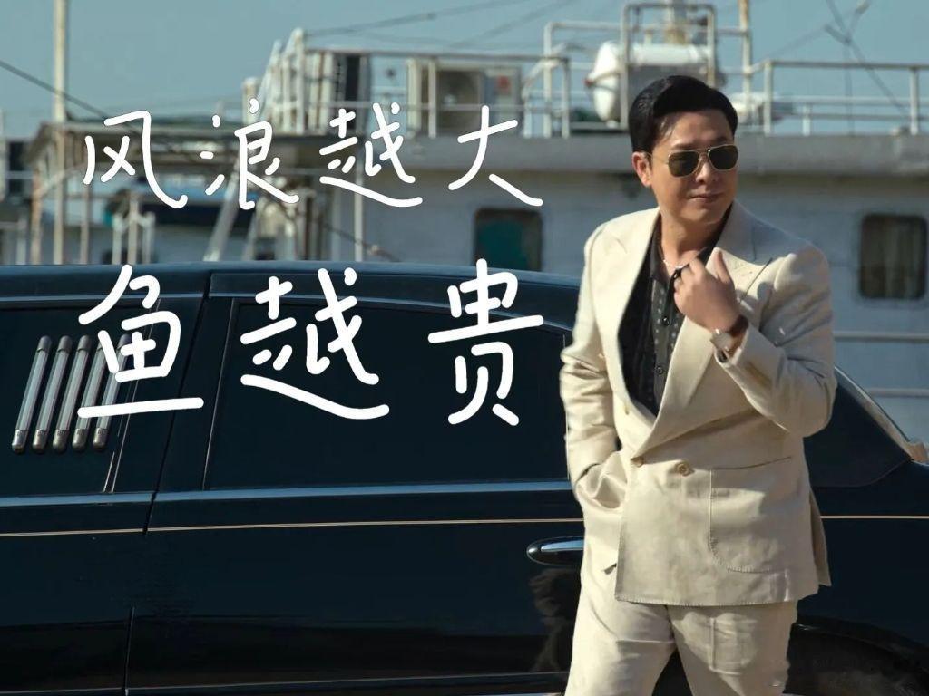 最近没事干，看了看美国股市逻辑，感慨美国的全球经济地位真的在周期内无法被撼动，纳斯达克连续三天创新高，以AI、大科技概念吸引全球投资者资金进入美国金融市场，美元的权重也在不断提升，就是一个微缩的世界交易所，已经与全球经济环境深度融合。

再加上让各种牛掰企业到美国建厂、促进消费…老T ​