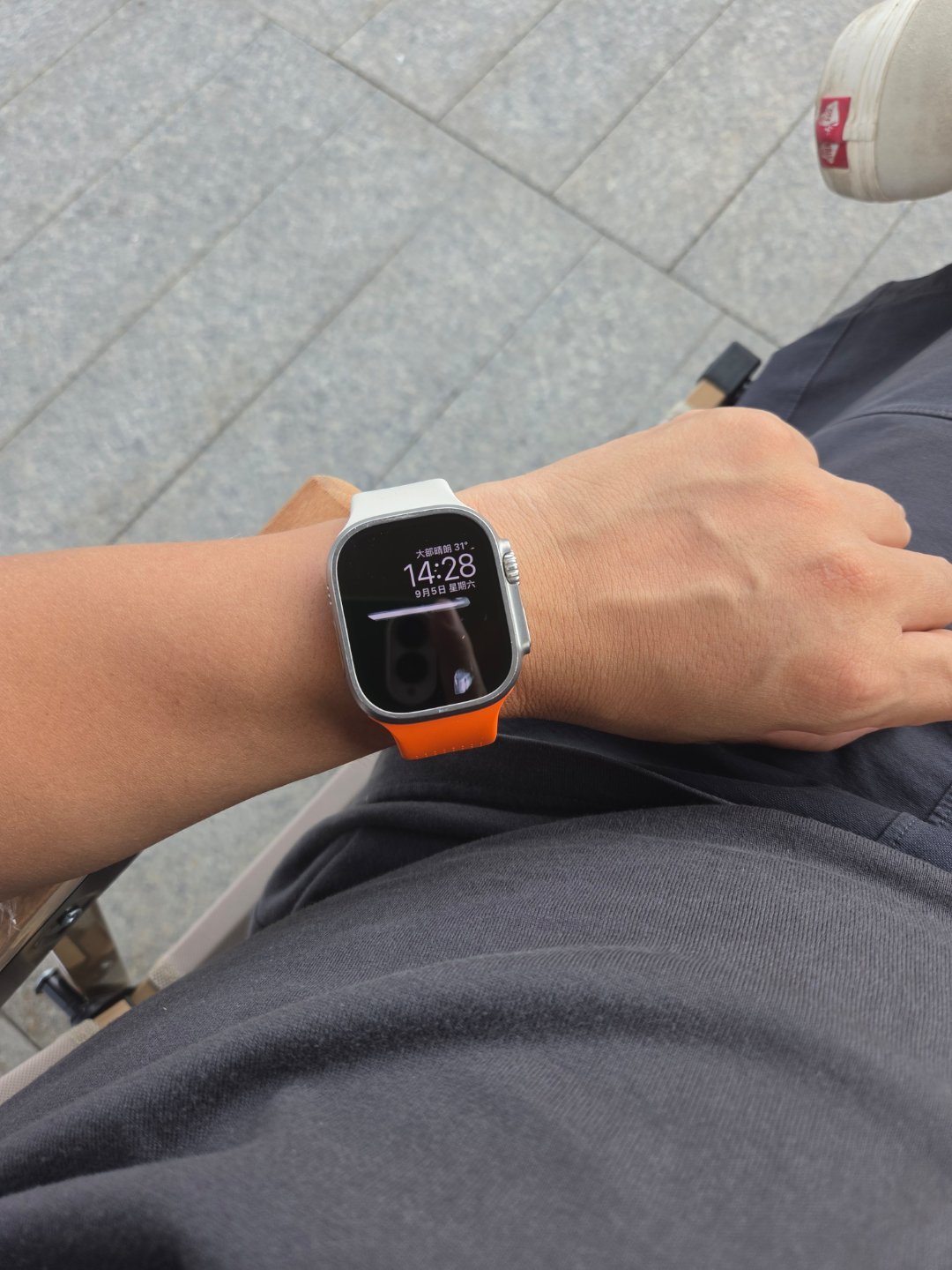 iPhone Air首发7999买的朋友不多吧[doge]

我起码运营商还给我减了两百。

但也很扎心[泪奔] ​