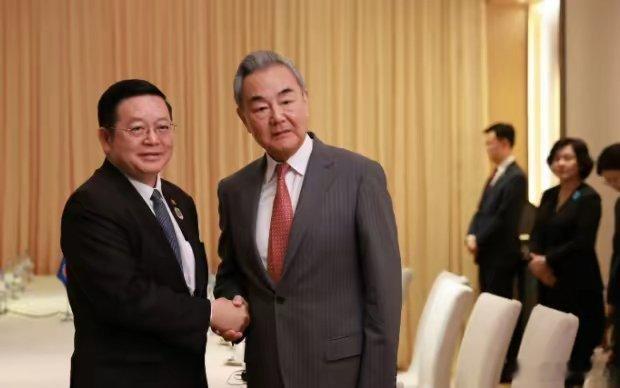 马尼拉多边会谈看点满满！多国主动对接中方释放重要信号当地时间7月21日...
