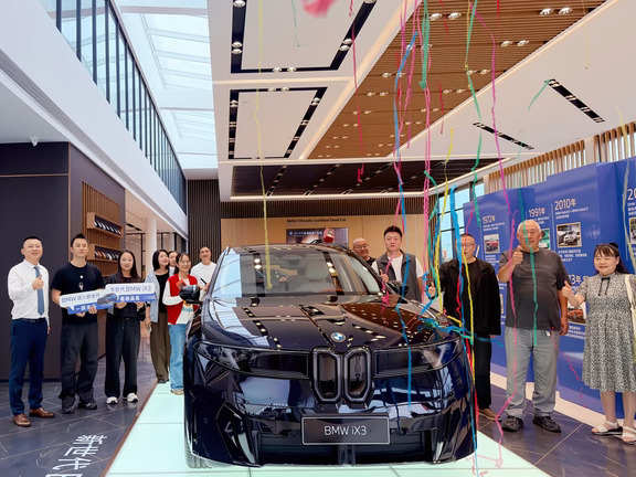 🥇新世代BMW iX3 人气王