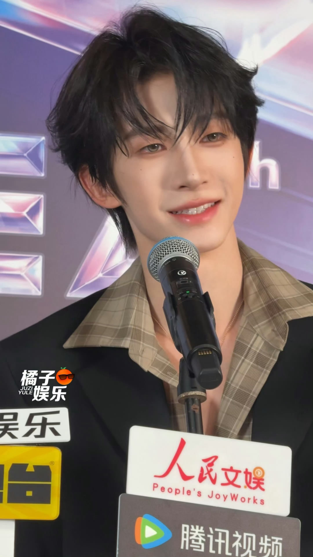 #刘宇廿六驭梦山河# ly#刘宇0824生日快乐# 
可爱牙牙[笑哈哈]萌晕了🥰🥰
​