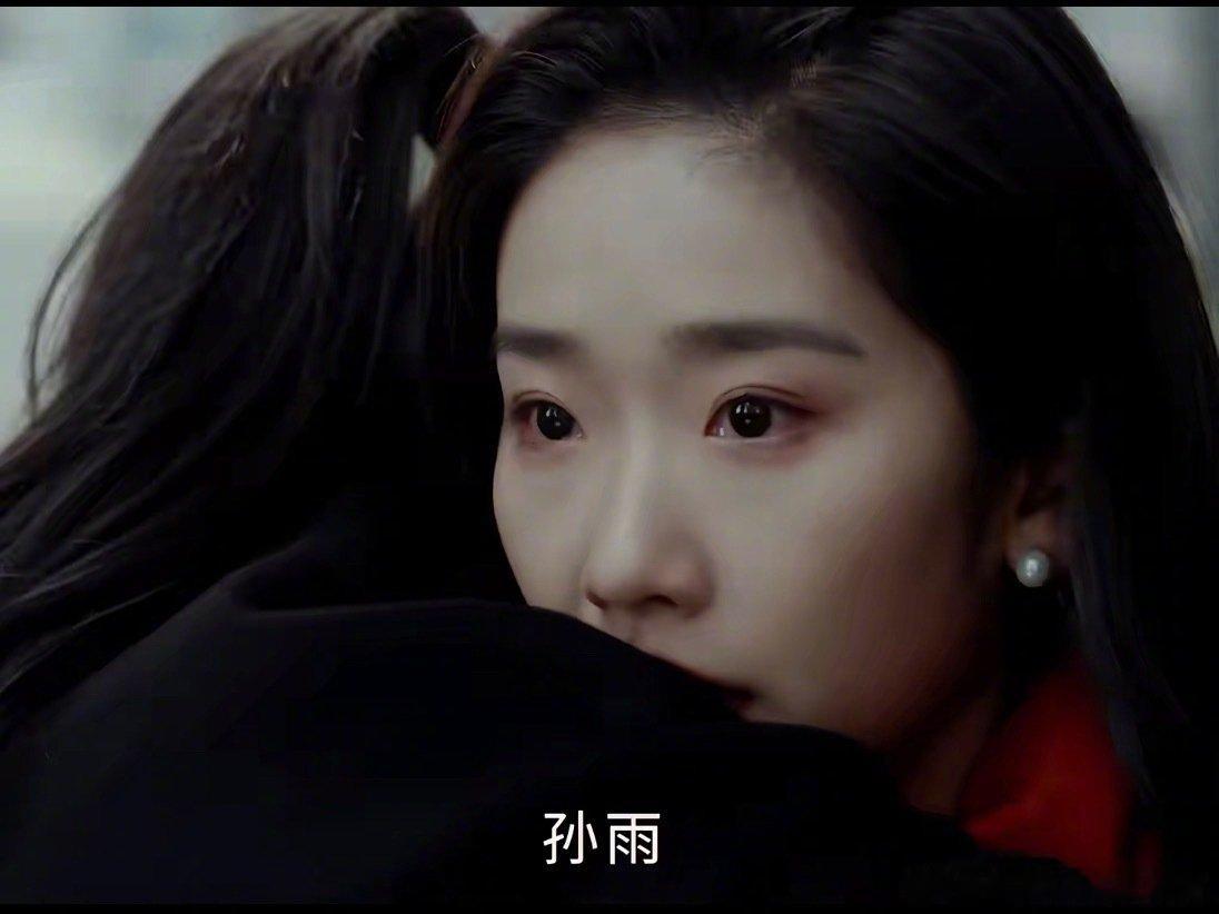 #新浪娱乐[超话]##早春晴朗孙远翥跳楼了# 剧中的他一直努力生活，努力自救，可现实的重量，终究还是压垮了他。 ​