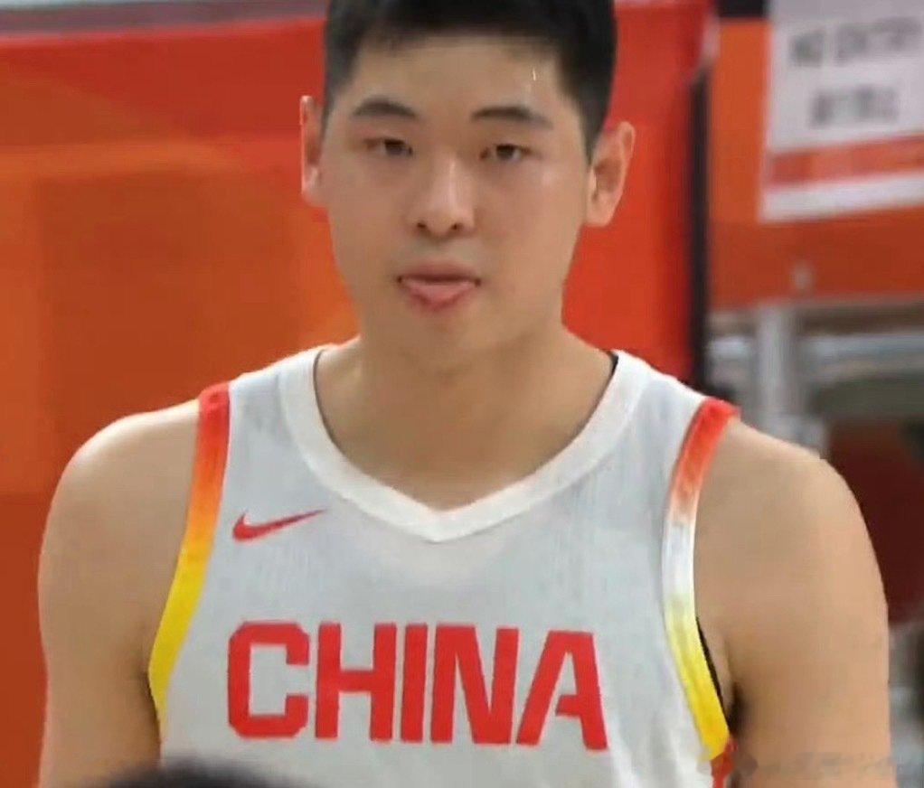 #胡明轩2分#你们骂中国男篮的时候，别吹捧日韩的篮球行吗[允悲][允悲]太恶心了，不是他们多强，是这次我们自己太菜了！#亚运会##中国男篮[超话]##v观亚运##中国男篮不敌伊朗男篮# ​