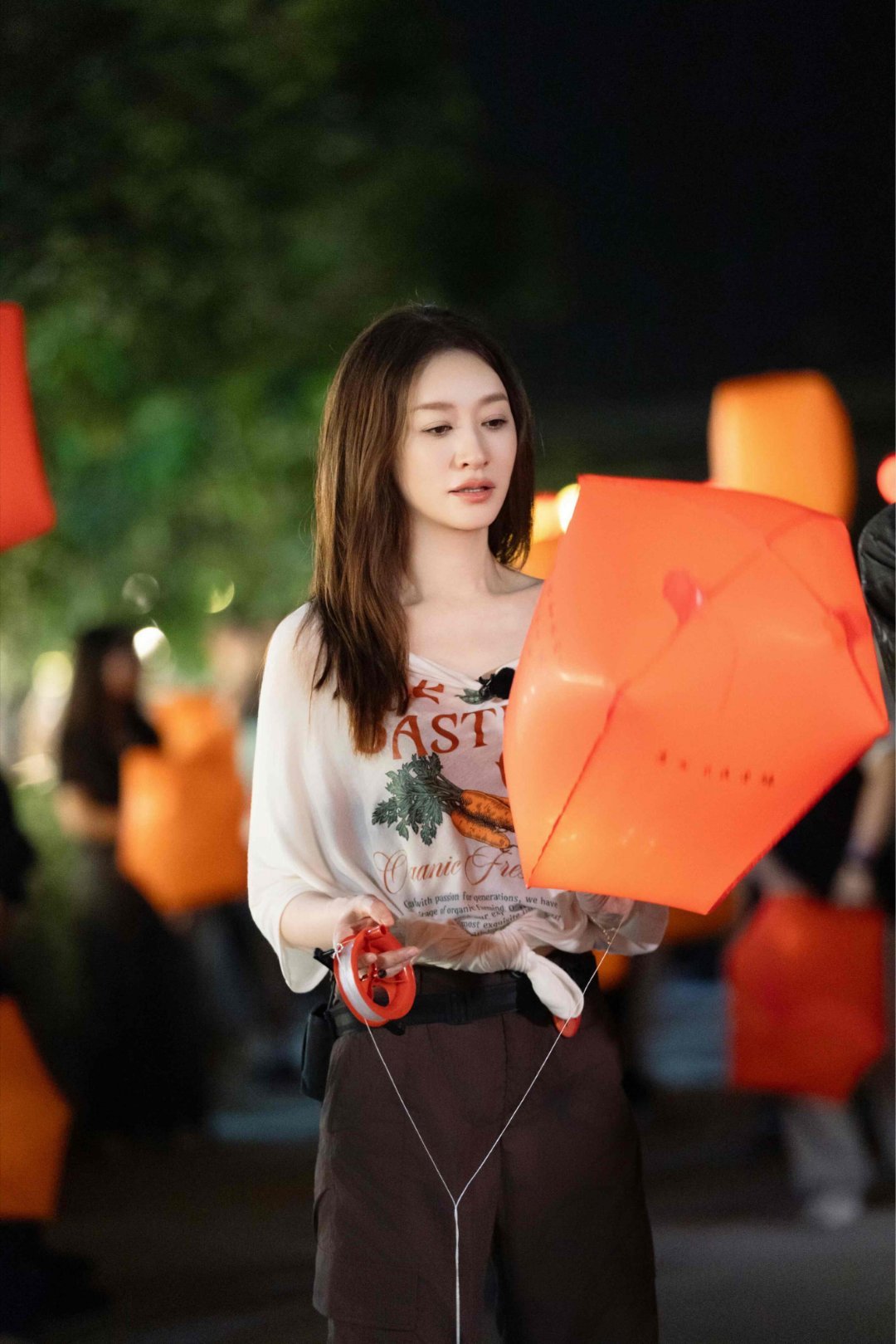 #李小冉[超话]# lxr#李小冉谷雨#lxr#李小冉有喜的日子#𝗪𝗶𝘁𝗵 𝗺𝗮𝗻𝘆 𝘆𝗲𝗮𝗿𝘀 𝗼𝗳 𝗹𝗼𝘃𝗲 𝘁𝗼 𝗮 𝘀𝘁𝗮𝗿 𝘀𝗲𝗮⭒·̩͙⭒
“带着多年的热爱，奔赴一场星海” ​
