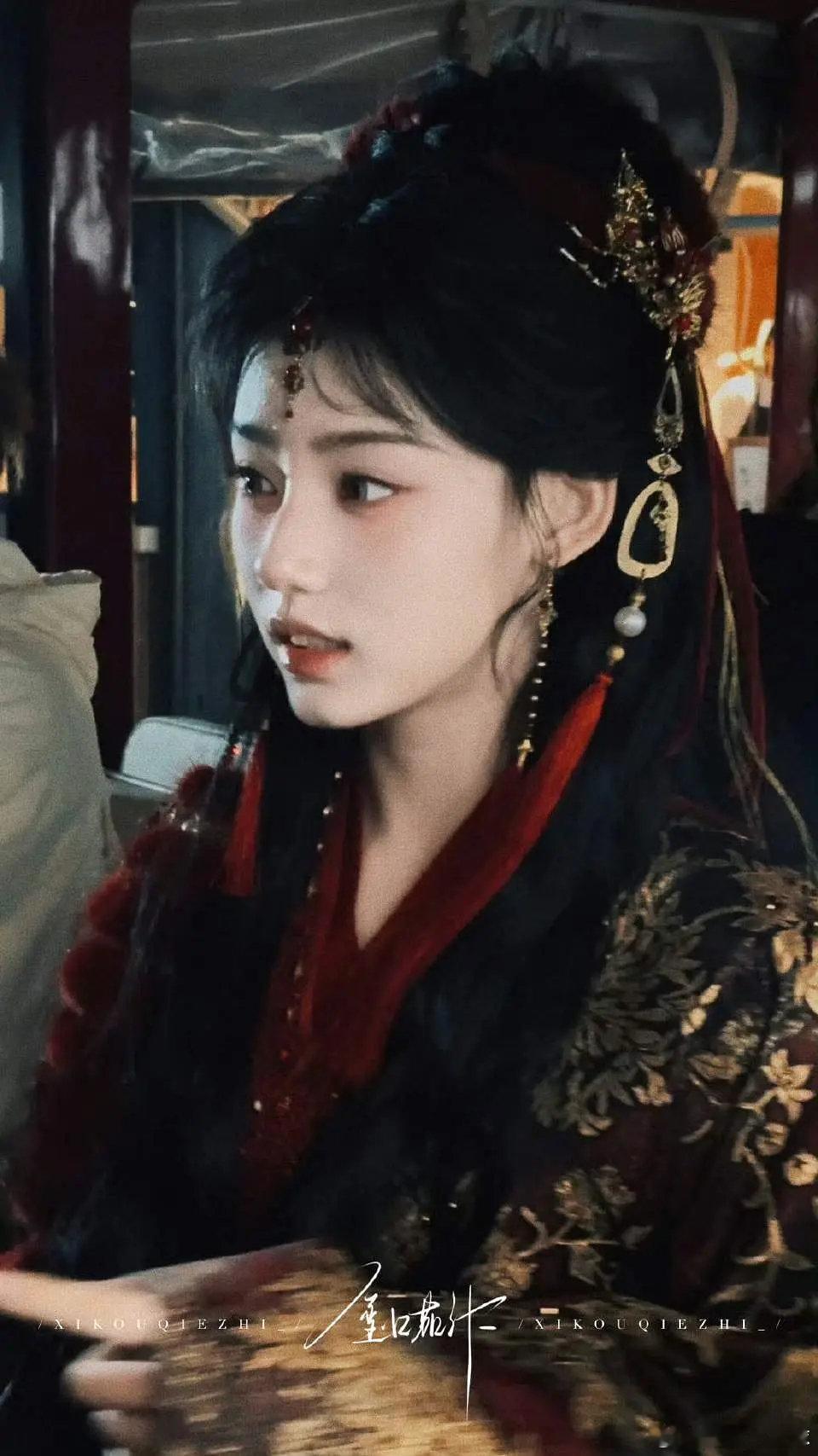 刘佳玺和鞠婧祎的造型是不是有点像？标志性胎毛刘海 ​