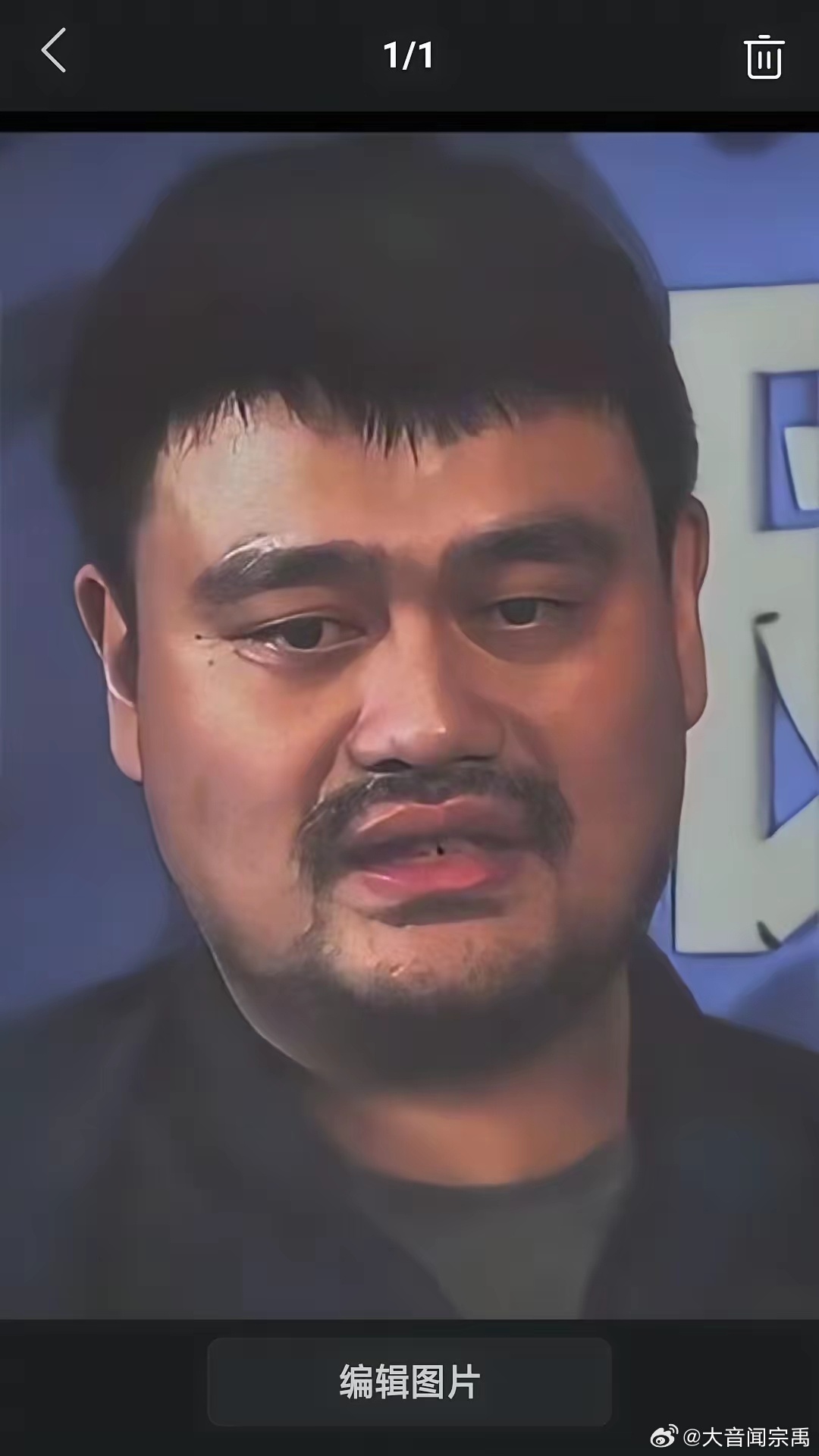 近日中国男篮名宿，中国篮球名人堂成员姚明接受媒体采访时直言:我们不能放弃2028年参加奥运会的可能性，但现在看这条路并不好走。我们要做一场大手术，这不是小休小改就能解决的。从国家队组成到联赛改革，青训包括国际化和体教融合的整个改革，都需要去改变。不仅仅是选择谁当教练就可以解决所有问题 ​