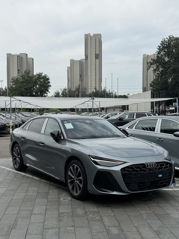 曼达洛银 A6L 入库喽🚗