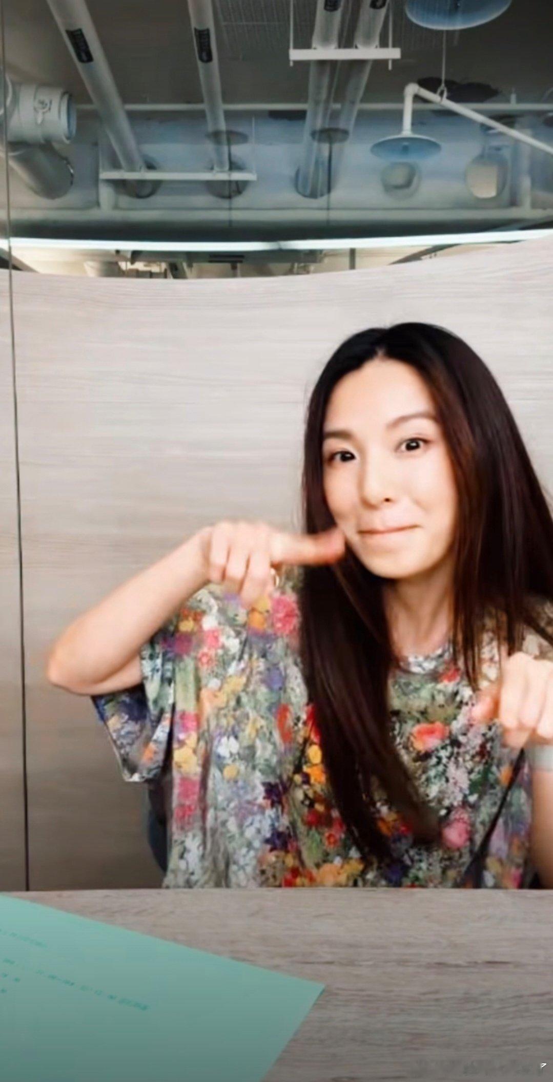 何乐音乐不能给馥甄开一个红书或者某音账号吗？
我们想经常看到直播，专辑还有八次不是吗？
后面还想看！

#田馥甄是不是在阴阳当初说她的网友##田馥甄亲手毁掉了自己的演艺生涯##田馥甄曾因立场争议作品下架##田馥甄现在讲话要非常小心# ​​​#田馥甄[超话]# ​