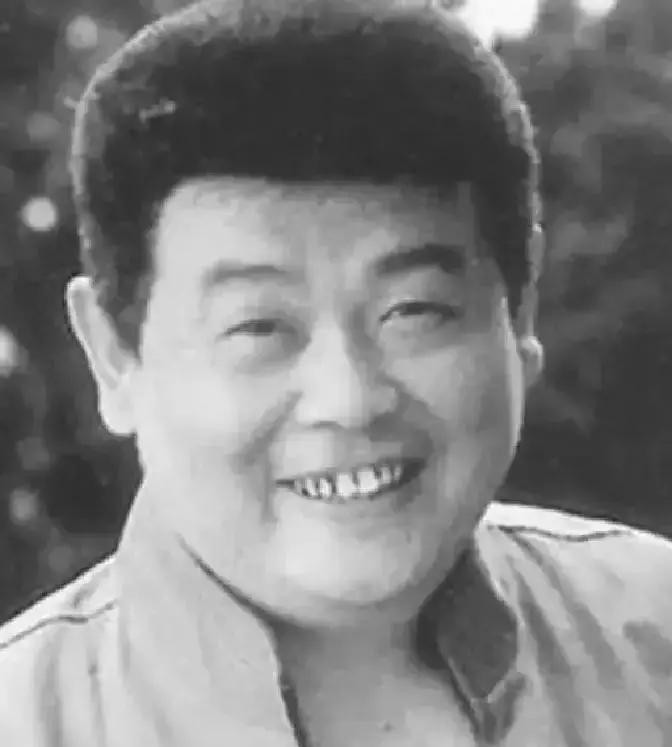 傅彪得癌症住院，冯小刚拿了200万治疗费，张国立拿了40万，葛优一分钱没出。傅彪死后，他老婆张秋芳对外说，最该谢的人是葛优。

这话传出去，很多人想不通。冯小刚和张国立那可是真金白银砸进去了，200万加40万，搁2005年，能在北京买好几套房子。葛优一个大子儿没掏，怎么就成了头号恩人？

当时傅彪查