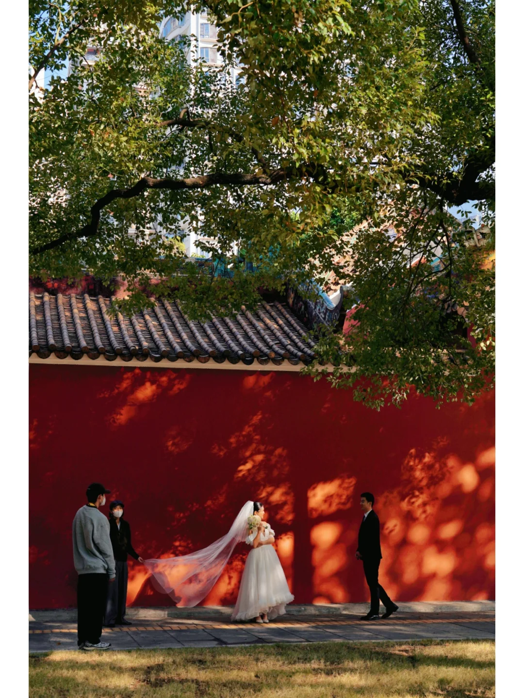 不用去北京，广州也有红墙小故宫