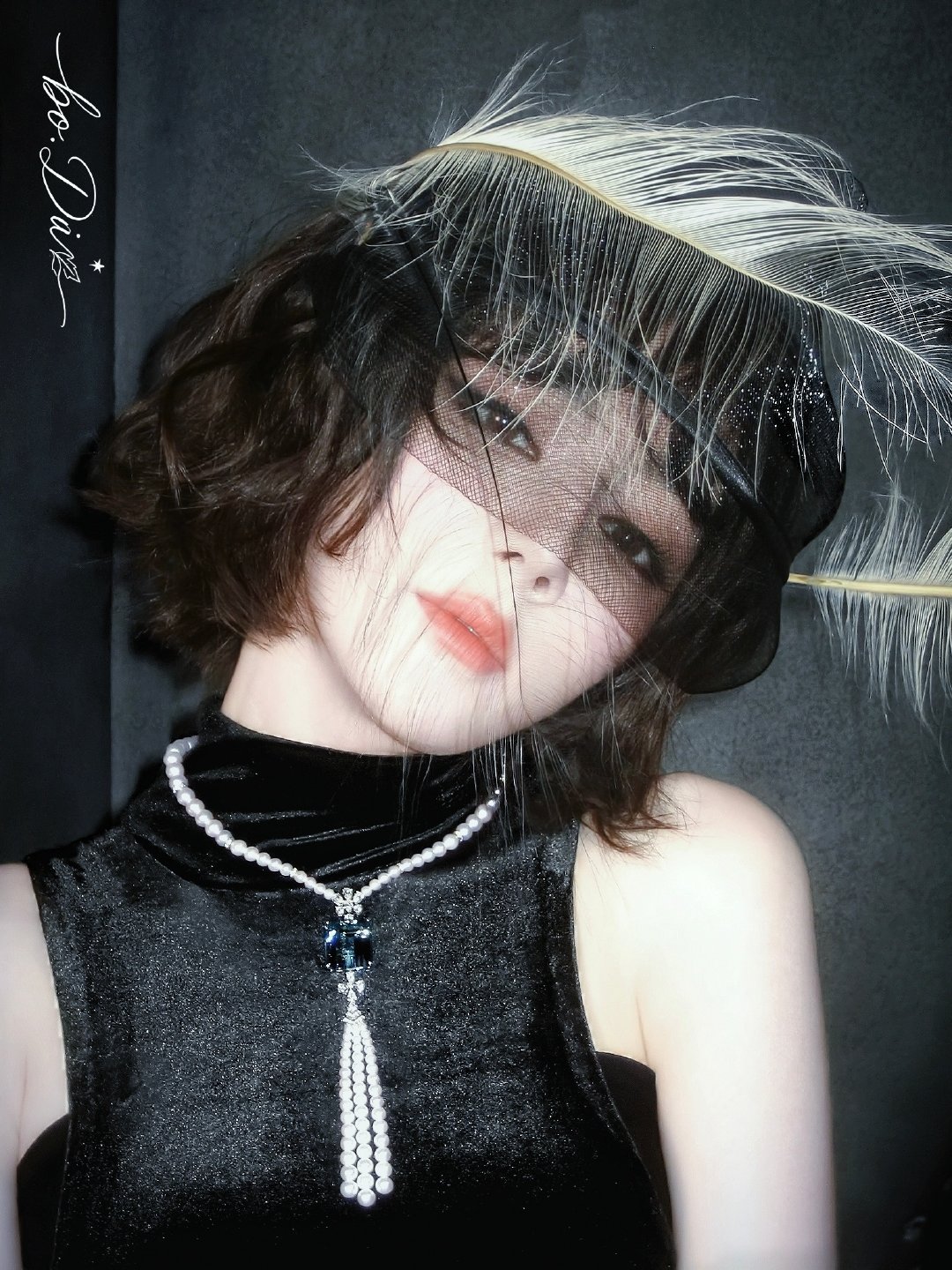 #迪丽热巴[超话]##迪丽热巴##迪丽热巴到北京了# 美美的热巴，还是忍不住浅浅的调了一下色(*´ω｀*)真嘟特别美，先祝热巴见面会一切都顺利！ ​