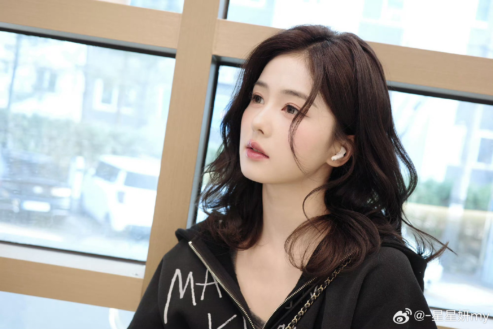#白鹿[超话]##白鹿王韵娜 ﻿# 🐟#白鹿开到荼蘼# 
''自信从来不是空中楼阁而是源于亲身经历源于坚实一步一个脚印的实践''

​