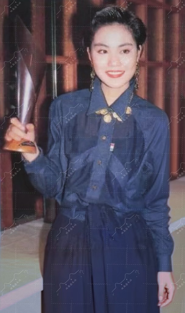 王菲