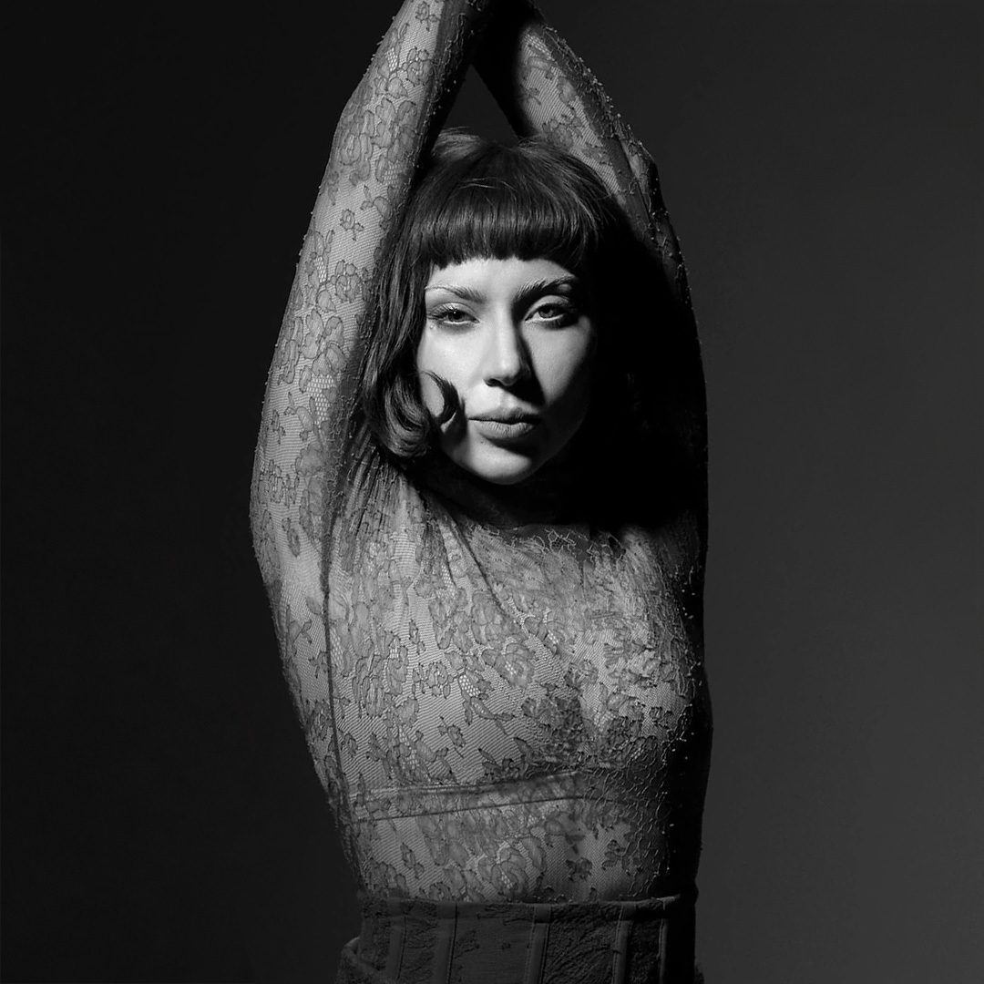 Lady Gaga 在 Spotify 上的歌曲播放量排行榜：

1. Die With A Smile, 40亿
2. Shallow, 31.7亿
3. Poker Face, 23.1亿
4. Bad Romance, 20.1亿
5. Always Remember Us This Way, 19.8亿
6. Just Dance, 19亿
7. Rain On Me, 12.8亿
8. Judas, 12.6亿
9. Telephone, 12.1亿
10. Paparazzi, 11.6亿
11.  ​