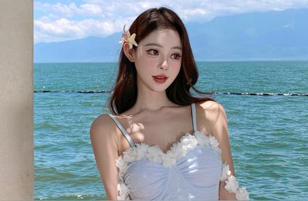 蓝色高级感度假泳衣～显瘦甜美仙气满满～超美