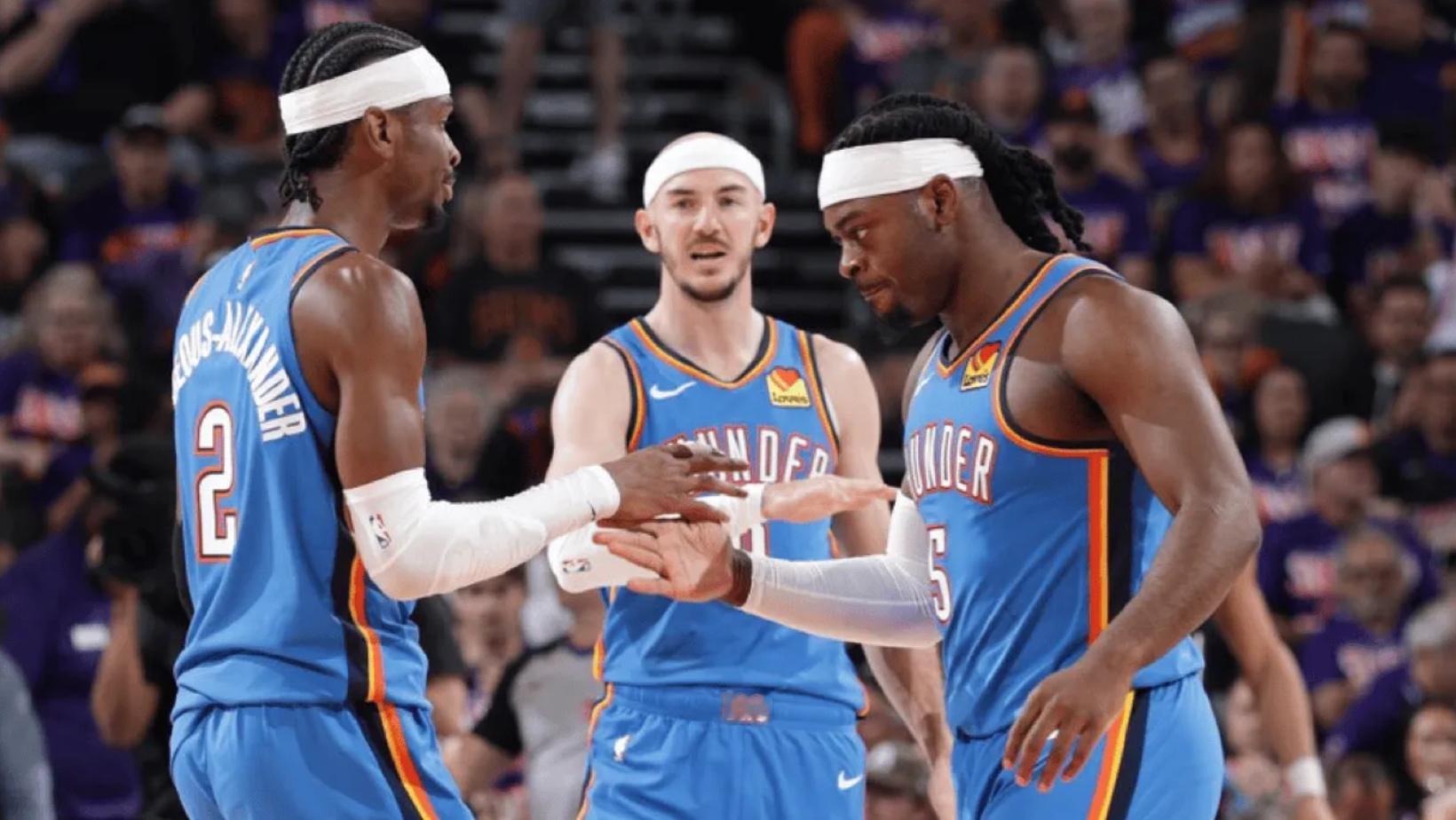 路威：俄城太无聊了，雷霆的球员们只能待在一起打发时间  近日，前NBA...