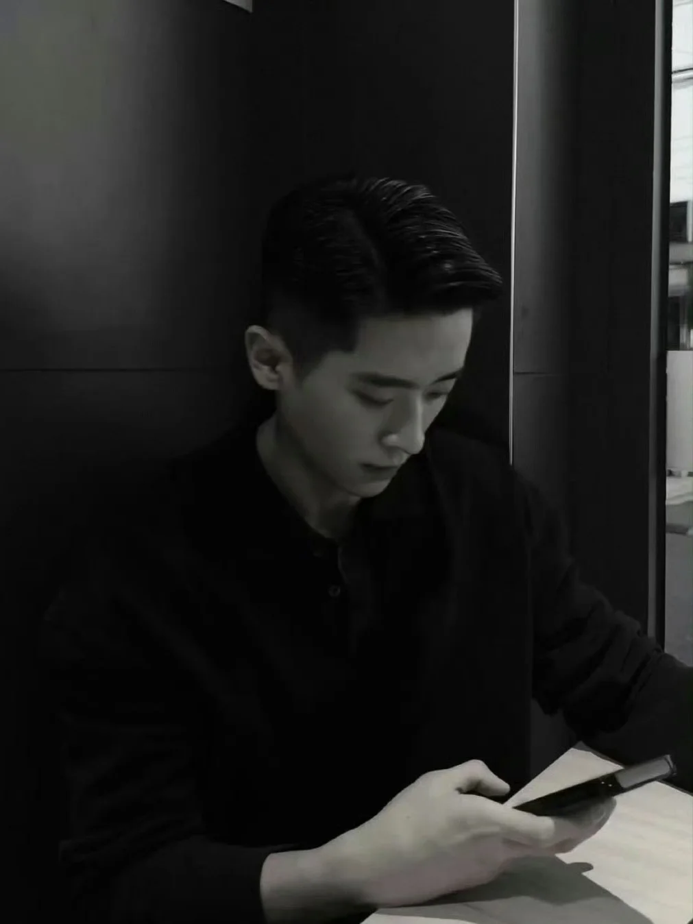 女主轻松拿捏男主，他超爱！