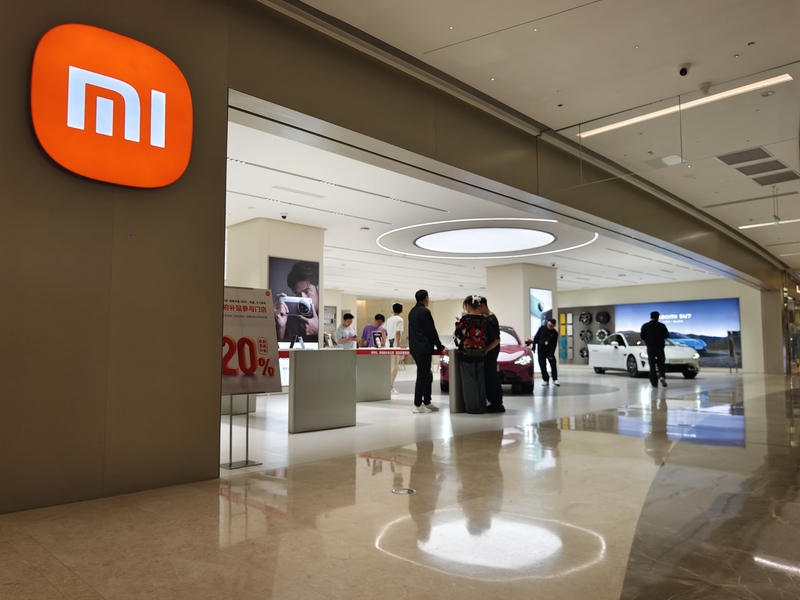 雷军：小米汽车熔岩橙配色敢买的太少 雷军说小米汽车熔岩橙配色敢买的太少...