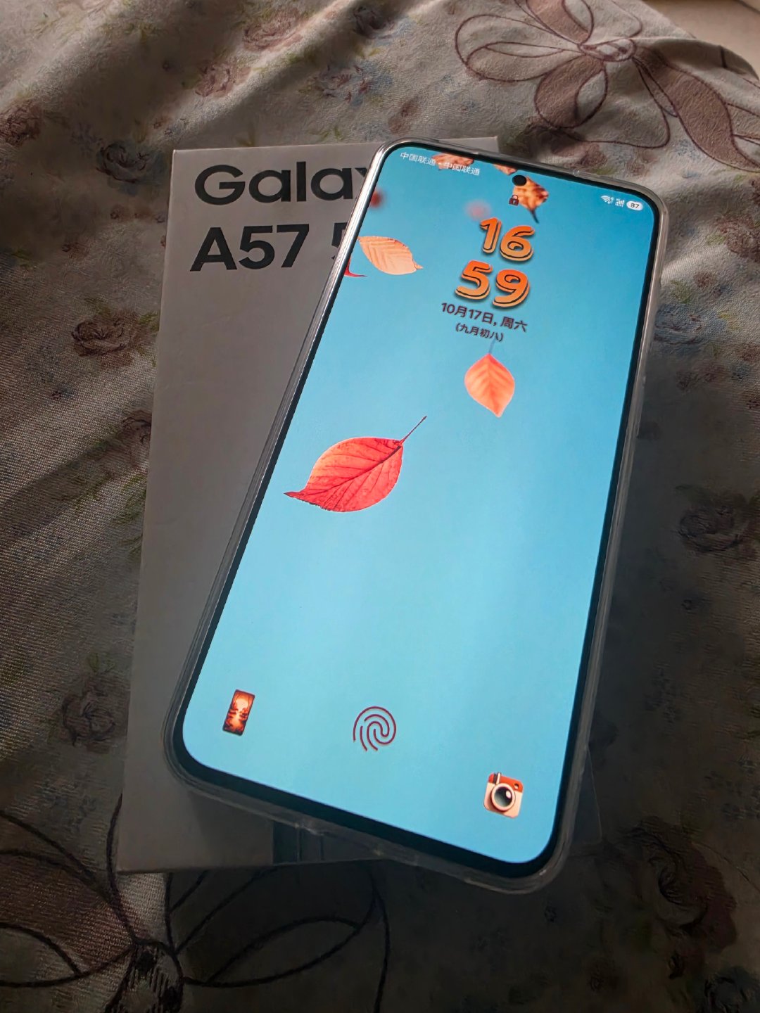 #三星[超话]# 買不起iPhone Duo.整個A57平替也是不錯的。[笑cry][笑cry]  ​