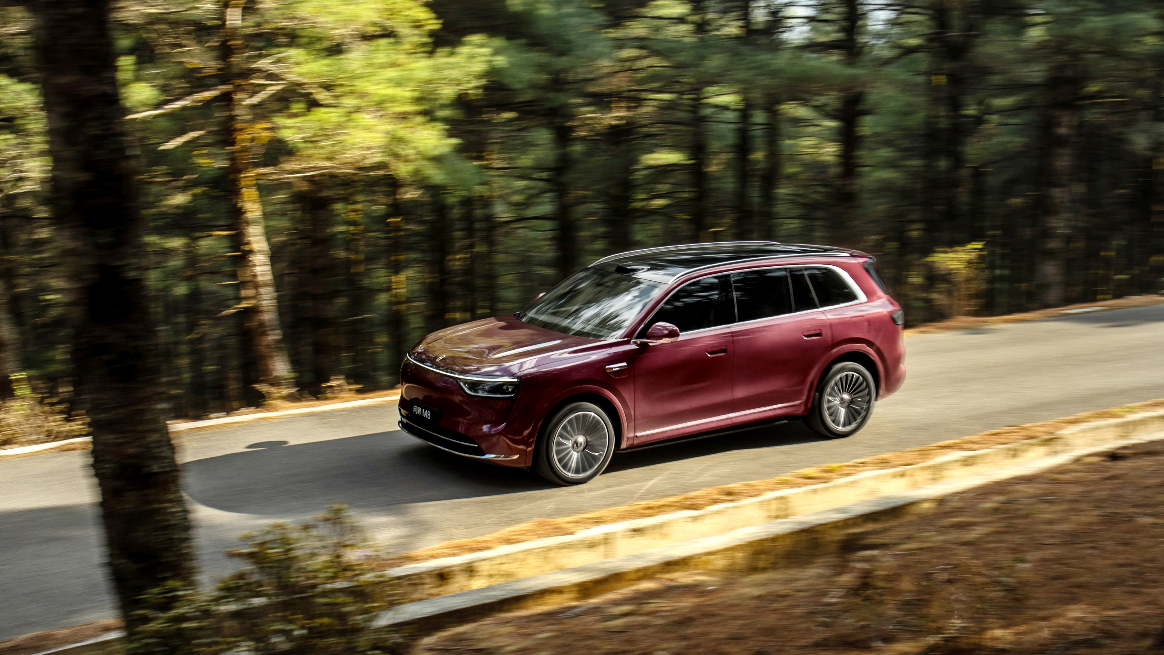 高知家庭的选择逻辑，为什么问界M8成为春节返乡的理性之选 财新网的最新...