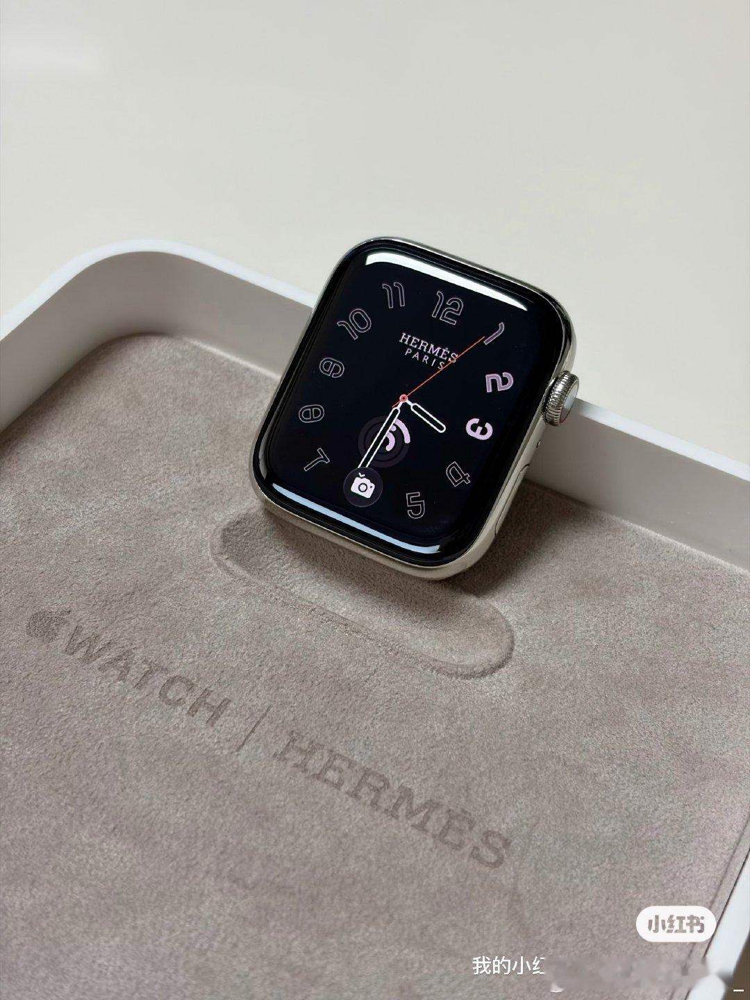 #applewatch[超话]##Apple[超话]# 质感不会骗人 还得是爱马仕  ​
