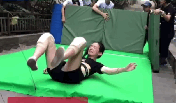 周也不能吃苦谁能吃苦 ​