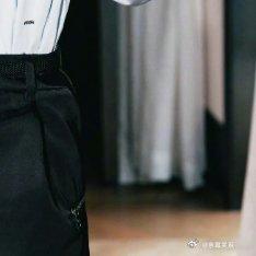 #杨幂[超话]# tym#杨幂听到沈腾嘴瓢的反应# ym#沈腾又忘记扶杨幂了# ym#杨幂开场走成秀场# 

人生天地间，忽如远行客。

​