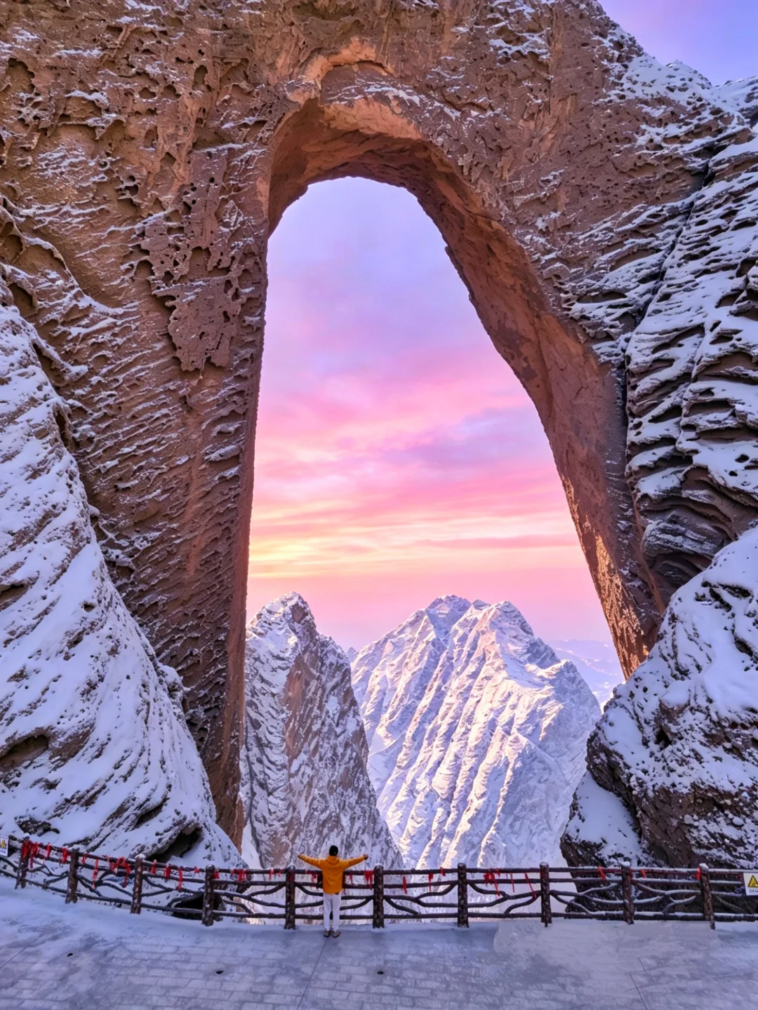 为了这18张图 我特意✈️了趟喀什｜附机位 喀什是一座很有民族特色的城...
