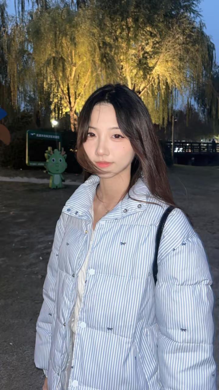 <p>学姐 闪光灯后置 <!--{img:0}--></p><img ...