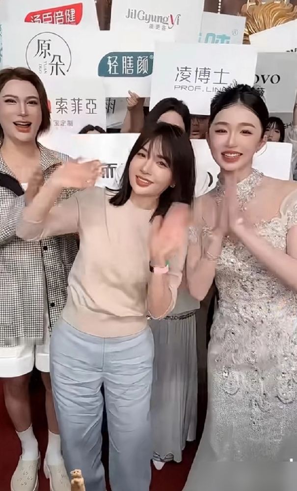 别再聊什么姐妹情了。直播的江湖，只有码头，没有朋友。大美瑶的选择，才是...