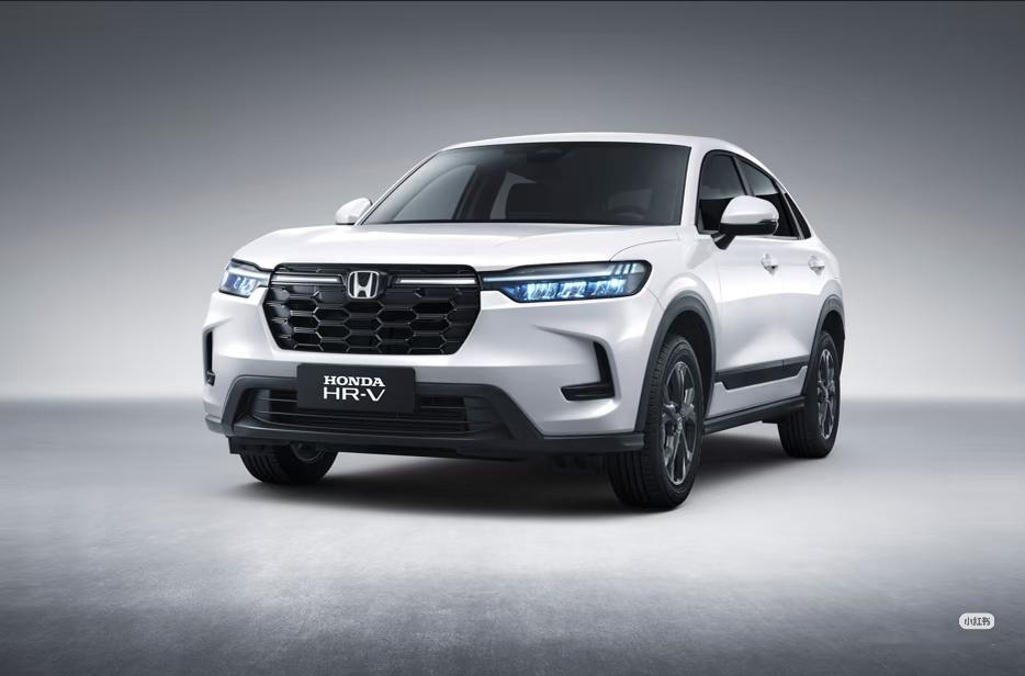 HR-V向上生活 ， 以更开阔的视野，遇见更大的世界，东风本田HR-V...