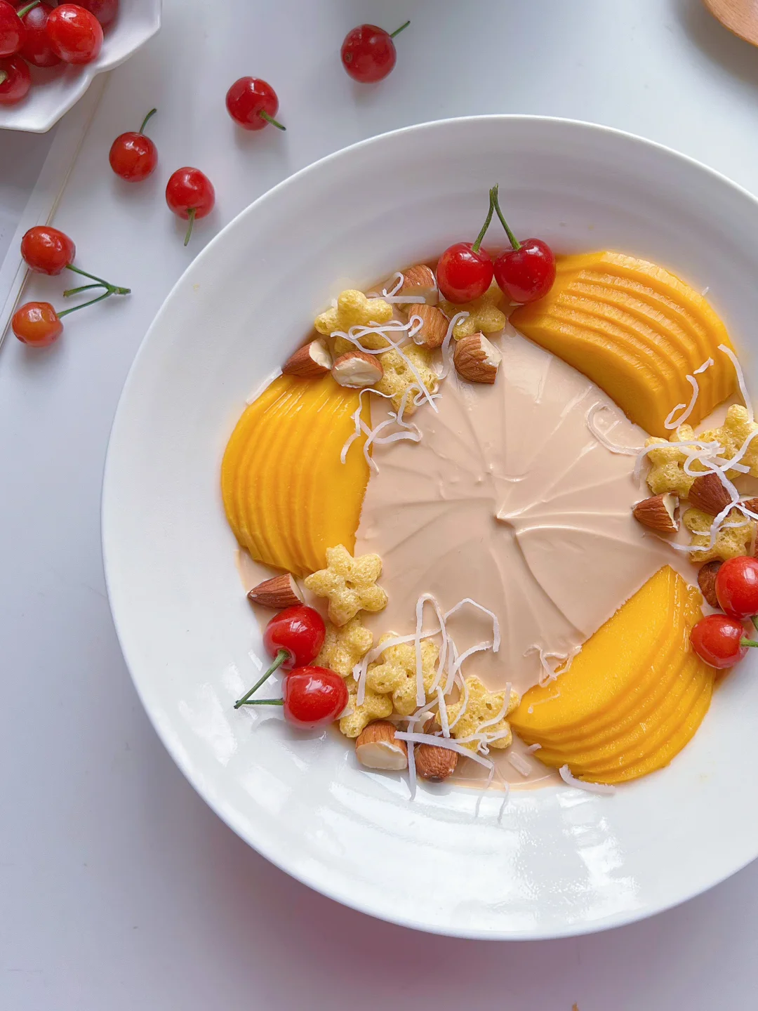 吃的干净才能变得漂亮！来交换酸奶碗呀！！