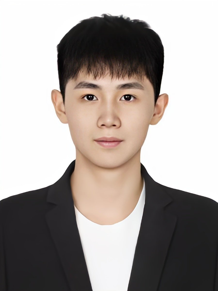 #CBA[超话]#没人觉得李悦洲和赵凯东长得很像吗？ ​