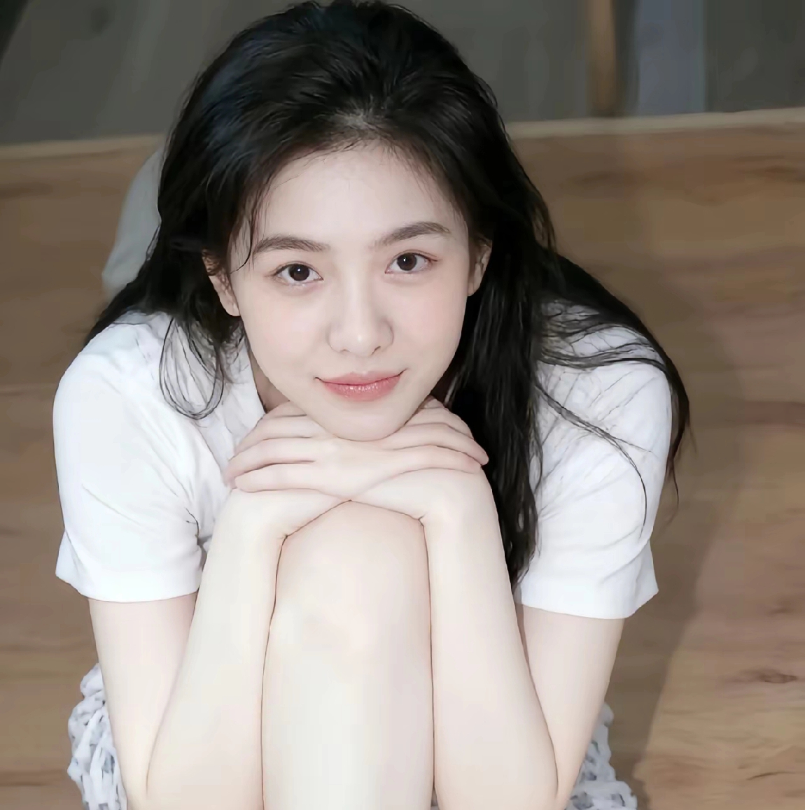 甜美少女心爆棚，微笑中透着温柔！🌸ai美女无缺点💖