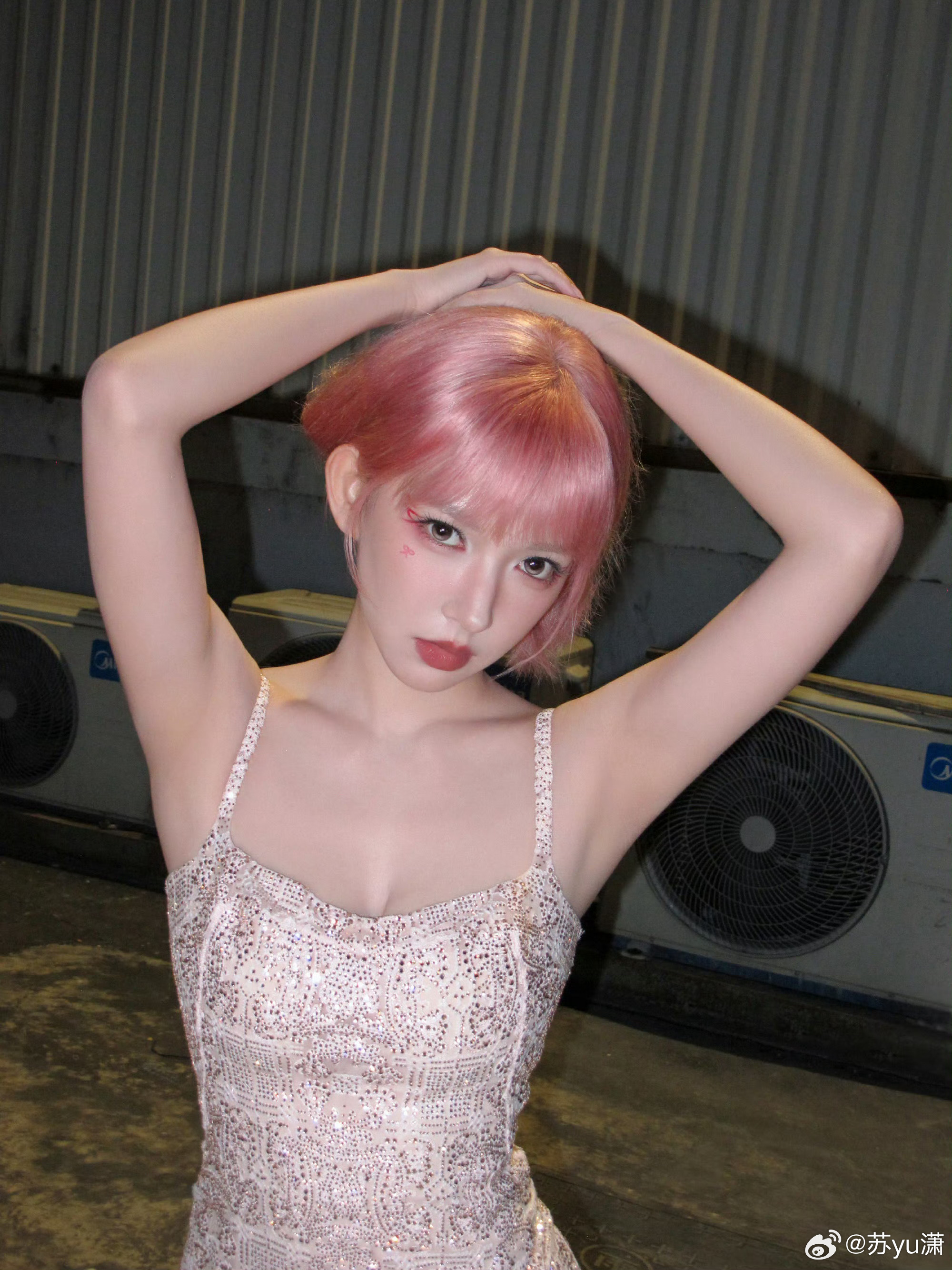 #程潇[超话]#  cx#程潇浮生# cx#程潇姜楚# 

心动是虞渊之下无法拼凑的灵魂 是橘子树随风而动 是旷野孤独的玫瑰.𝓣𝓱𝓮 𝓱𝓮𝓪𝓻𝓽 𝓲𝓼 𝓽𝓱𝓮 𝓼𝓸𝓾𝓵 𝓽𝓱𝓪𝓽 𝓬𝓪𝓷 𝓷𝓸𝓽 𝓫𝓮 𝓹𝓲𝓮𝓬𝓮𝓭 𝓽𝓸𝓰𝓮𝓼𝓼. ​