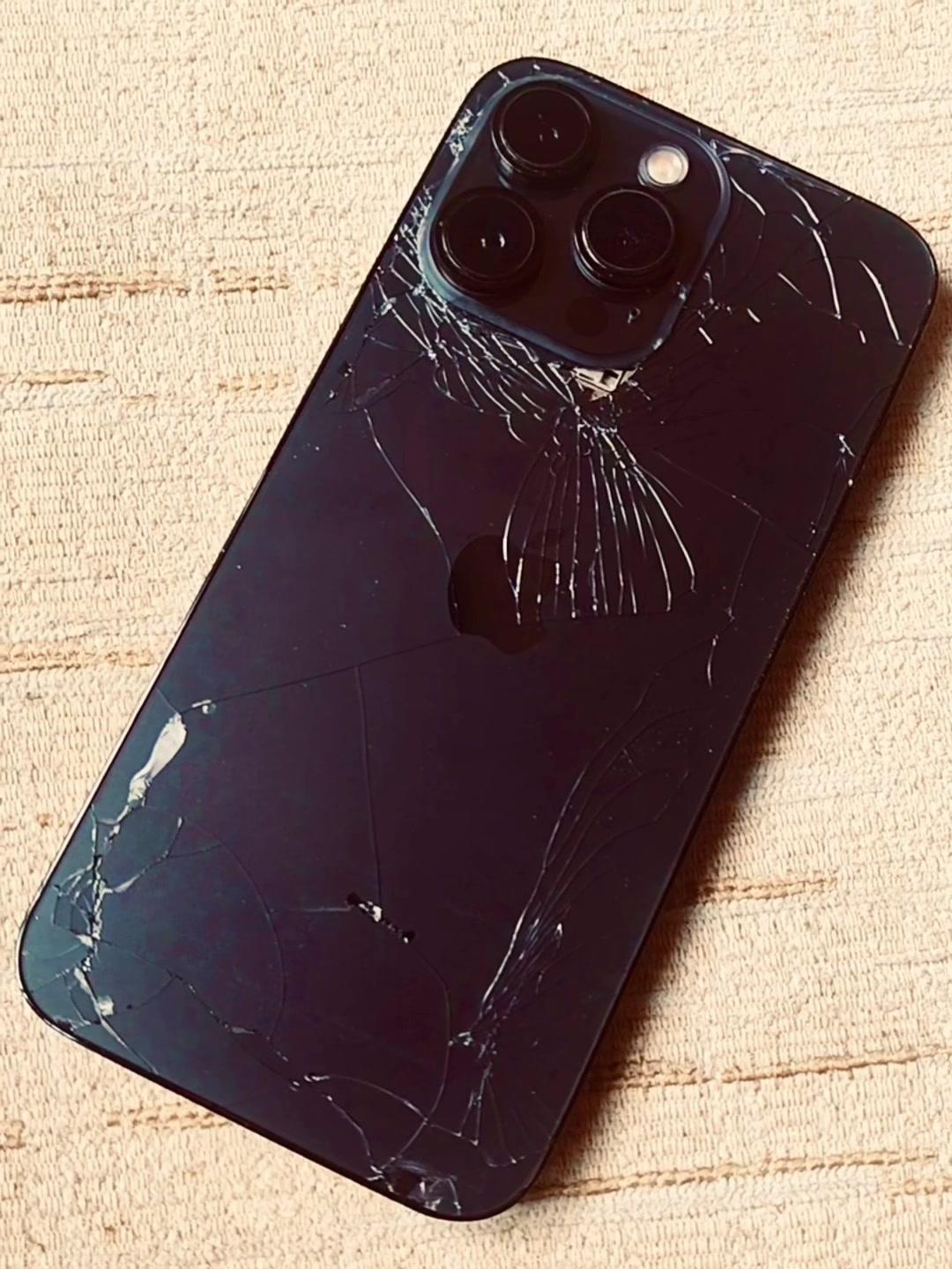 伤痕累累的iPhone要换新机吗