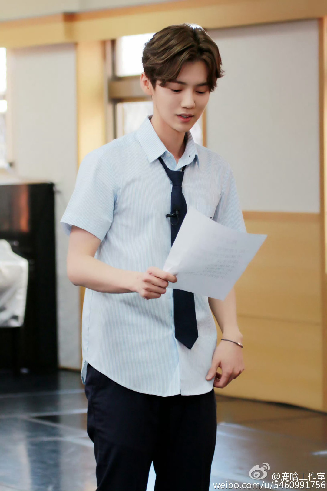 #鹿晗# 鹿学长好久不见，全能鹿校草[期待] ​
