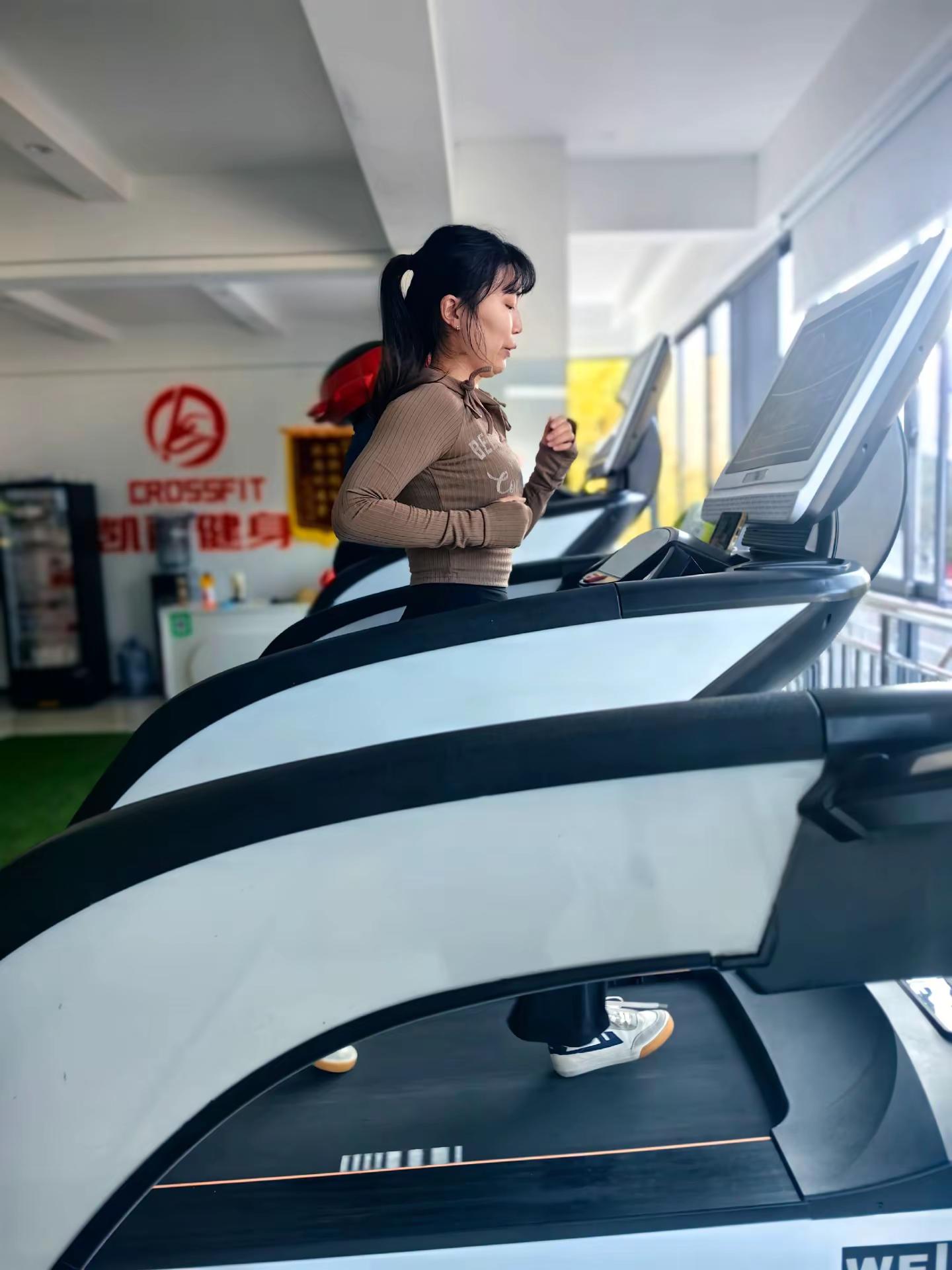 每天10节私教课💪