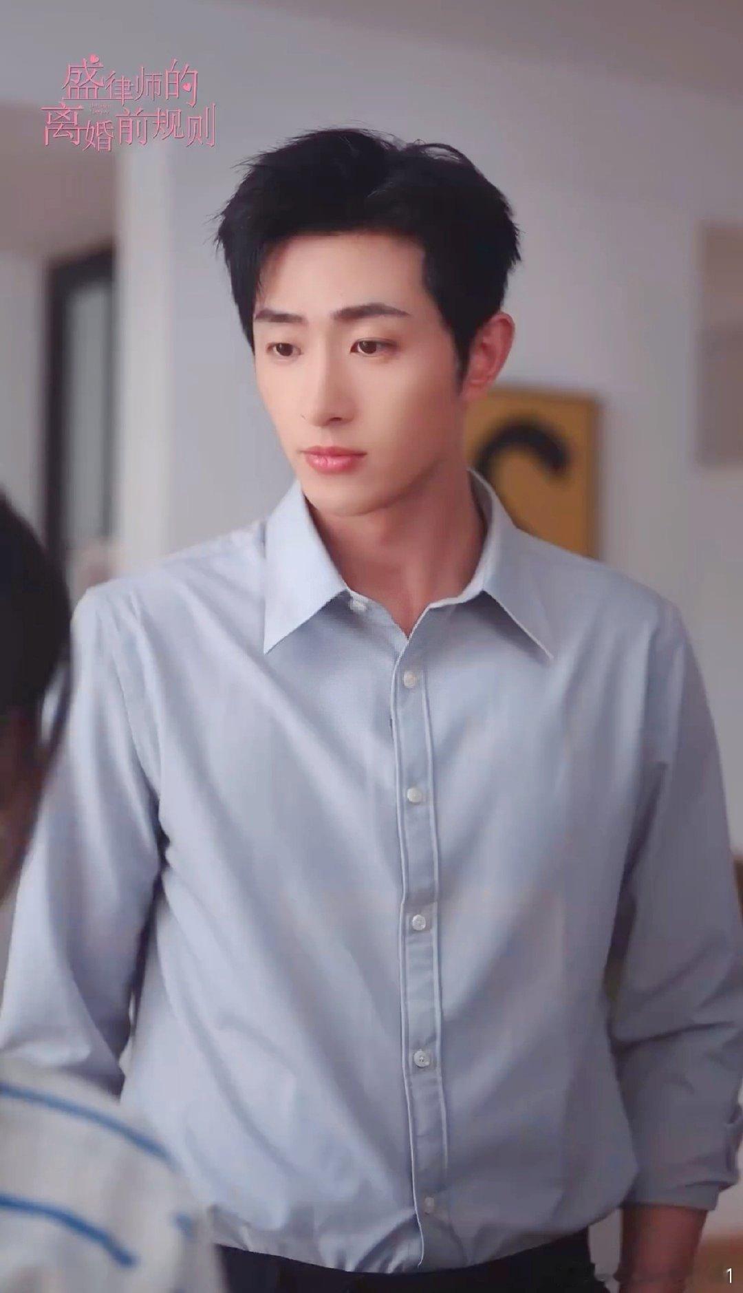 #王凯沐# [手指比心]#王凯沐盛律师的离婚前规则# 
《盛律师的离婚前规则》倒计时2小时，姜律一会见​