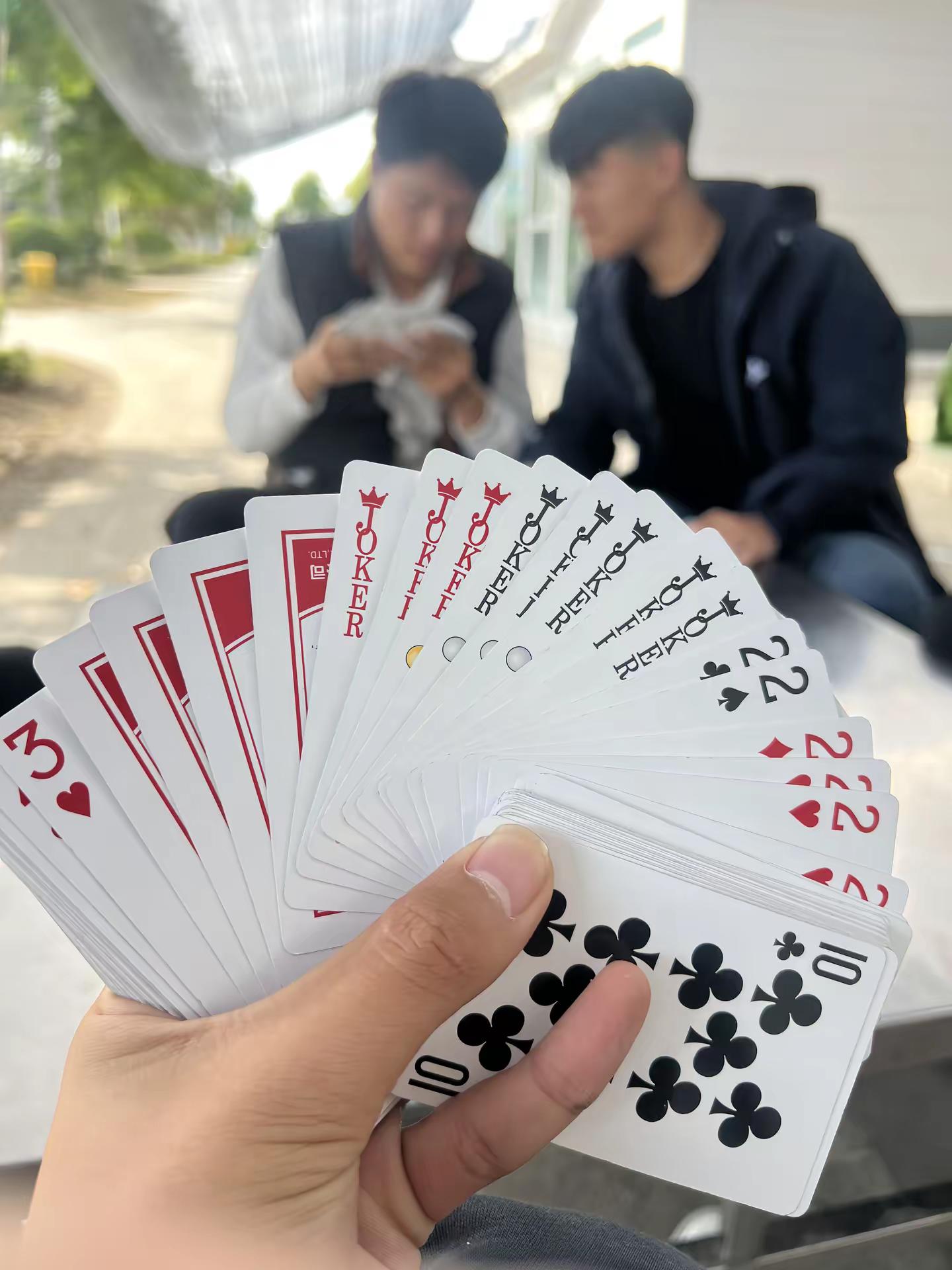 等我打完这把够级我也要去问问许嵩 那阵子我们的感情到底出了什么问题
